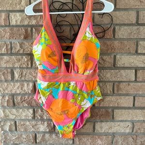 NWT Trina Turk Playa De Flor Plunge Maillot